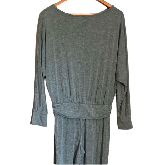 Tart grey full length lounge romper. Size small - Picture 9 of 10